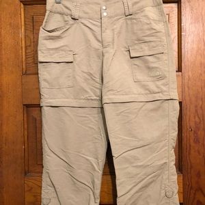 The North Face Womens size 4 Convertible Pants-Capris, shorts